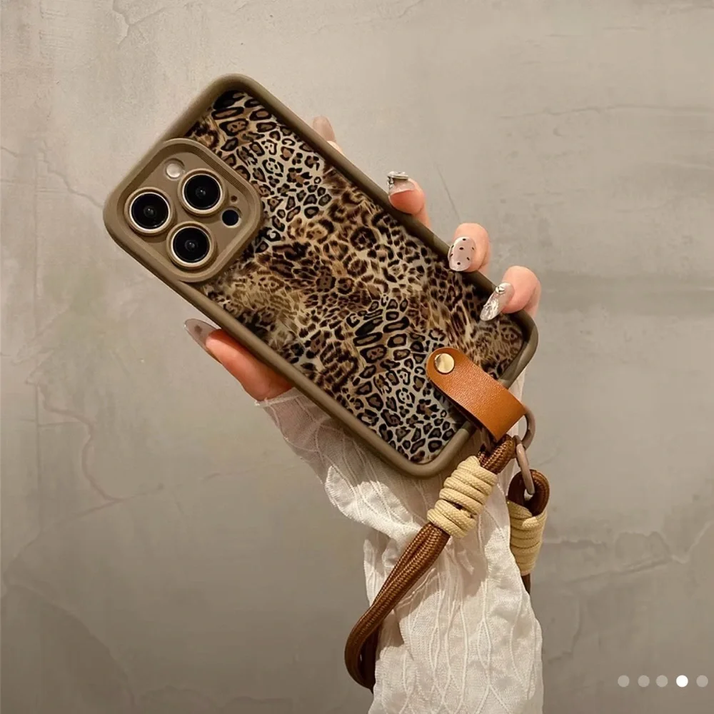 N/A stylish leopard